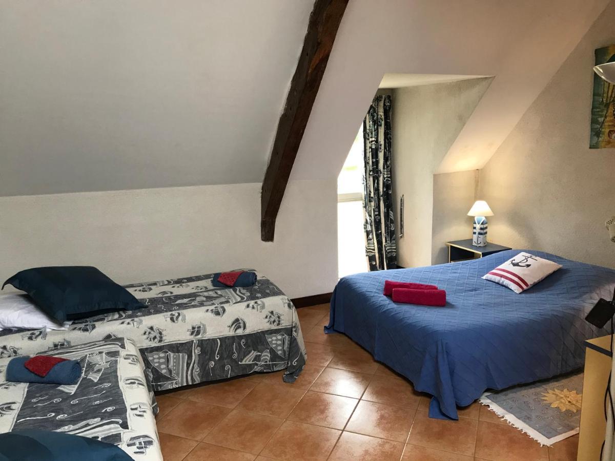 Domaine Du Lesty Bed & Breakfast Ambon