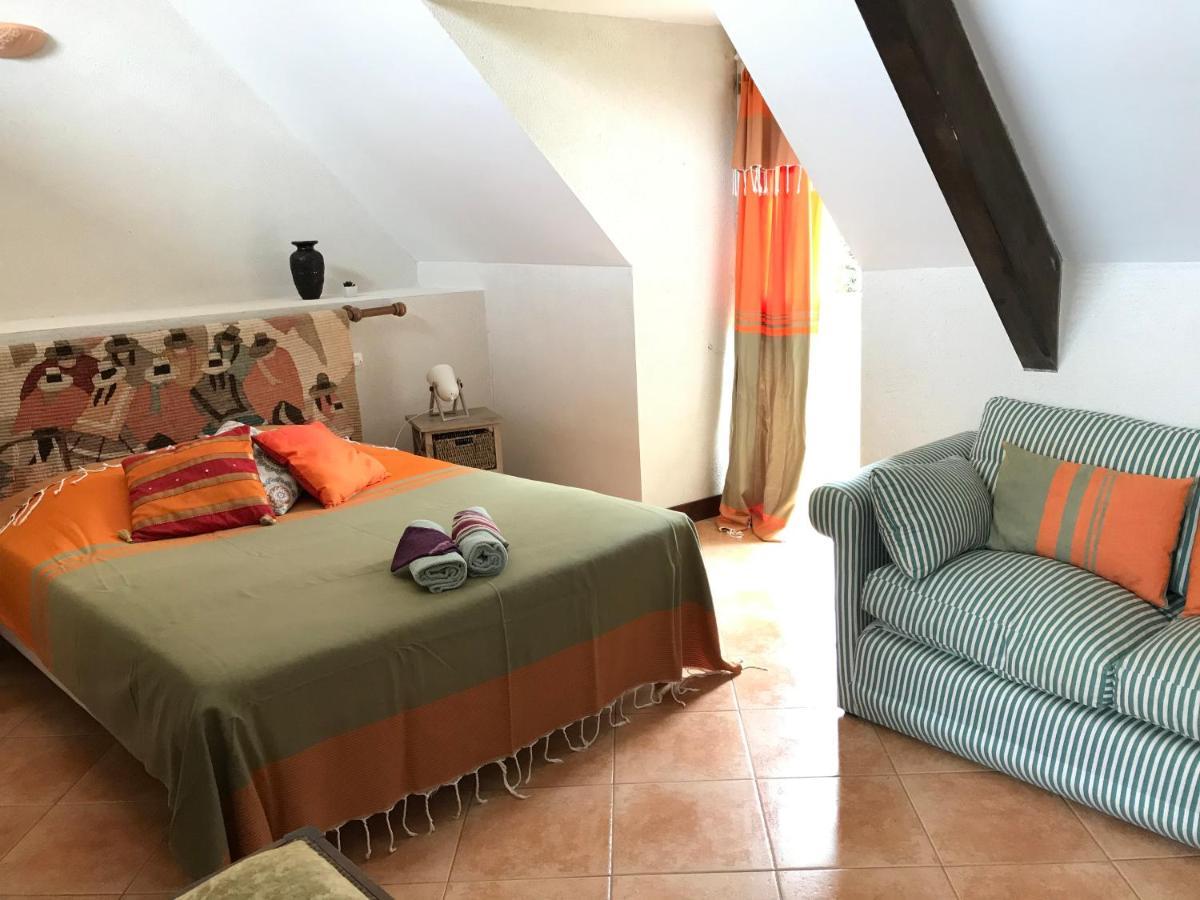 Domaine Du Lesty * Ambon